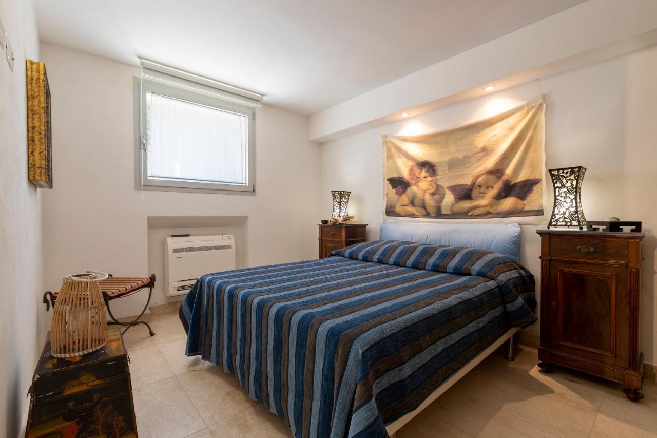 Charming Seafront Apartment With Garden And Patio Fertilia Buitenkant foto